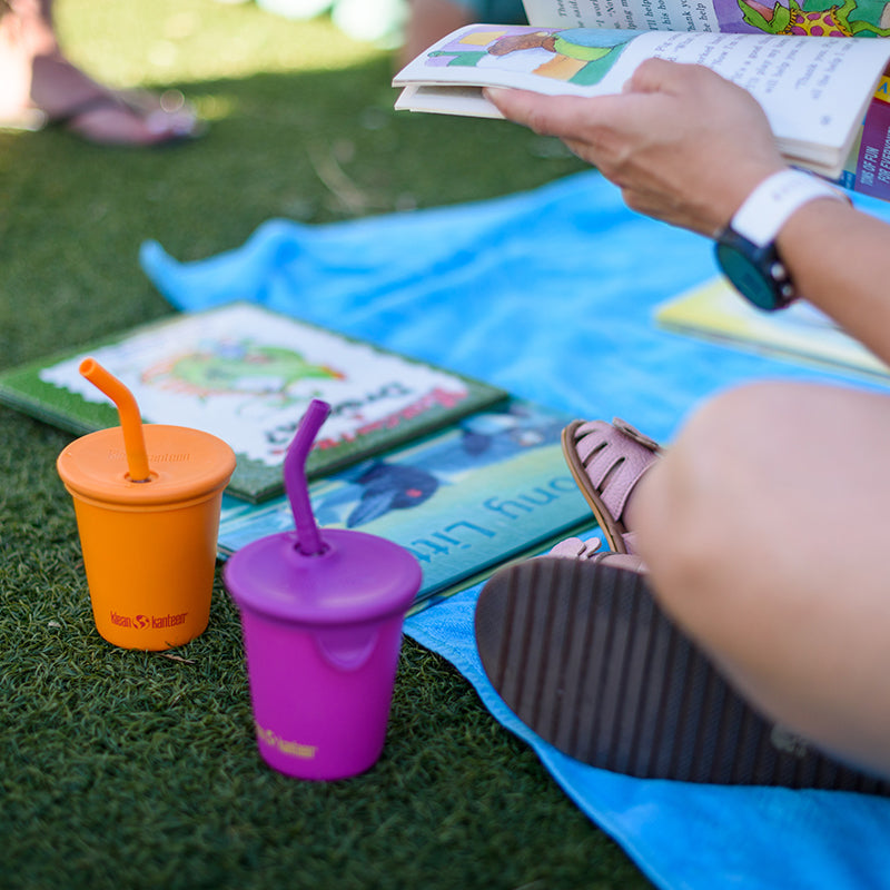 10oz-kid-s-cup-with-straw-lid-g5 10oz_kids_cups_straw_reading_blanket_square.jpg