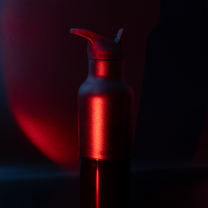 20oz-rise-classic-may-the-4th-l2 20oz_rise_classic_may_the_fourth_starwars_black_bottle_redglow_square.jpg