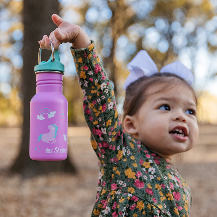 classic-kid-sippy-cap-n5 K12CNSIPPY-UN-kids_bottle_unicorn_lifestyle.jpg
