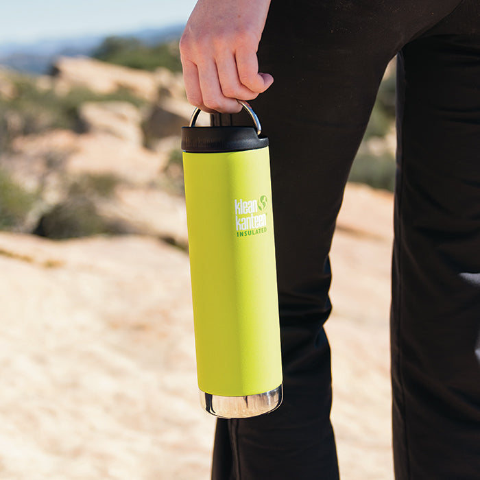 tkwide-cafe-cap-g9 K20TKWPCC-JP-cafecap-loop-hiking_lifestyle.jpg