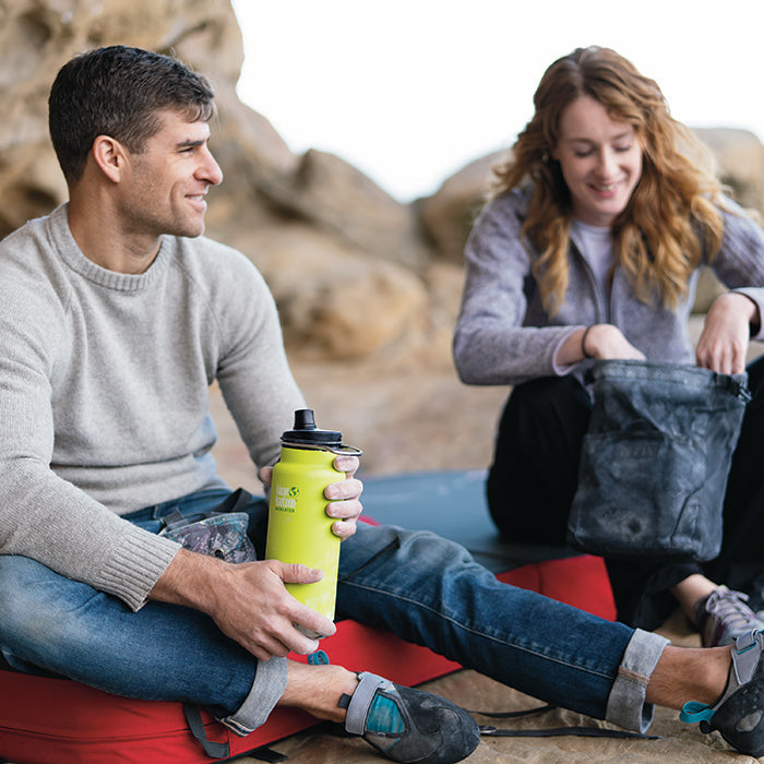 tkwide-chug-cap-e6 K32TKWSSL-JP-chug_cap_bouldering_lifestyle.jpg