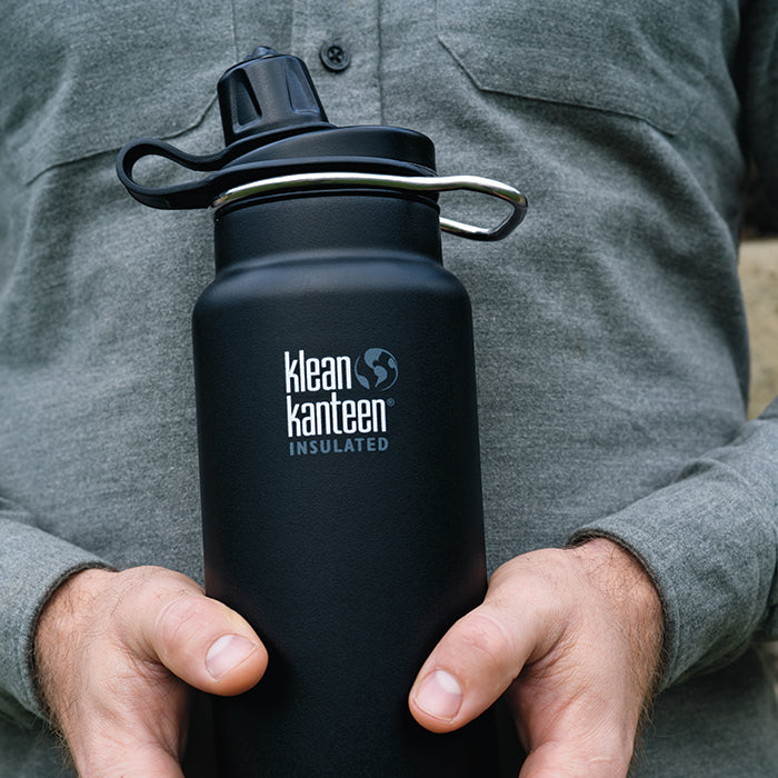 tkwide-chug-cap-e6 K32TKWSSL-SB-Craddled-Bottle_closeup_lifestyle.jpg