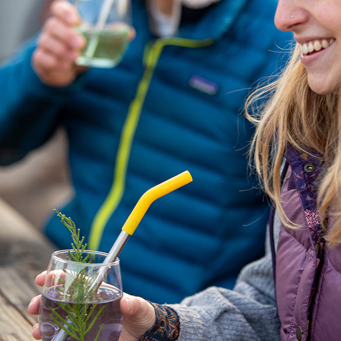 straw-4-pack-s9 recycled_steel_straw_drink_smile_lifestyle.jpg
