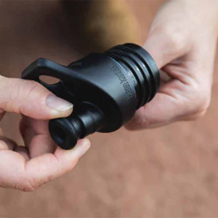 sport-cap-maintenance-kit-o9 sport_cap_maintenance_kit_pull_valve_out_lifestyle.jpg